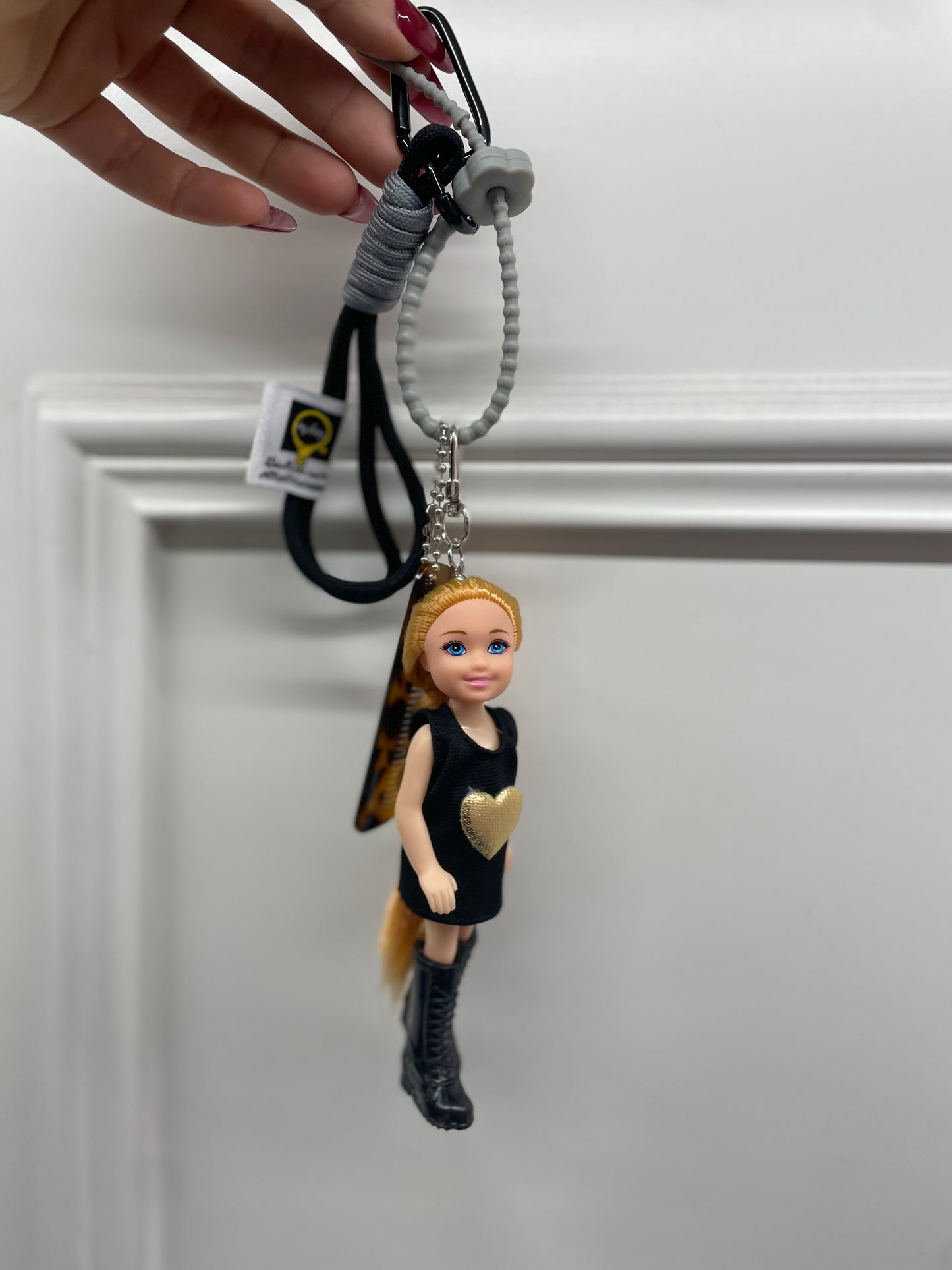 Charms Barbie